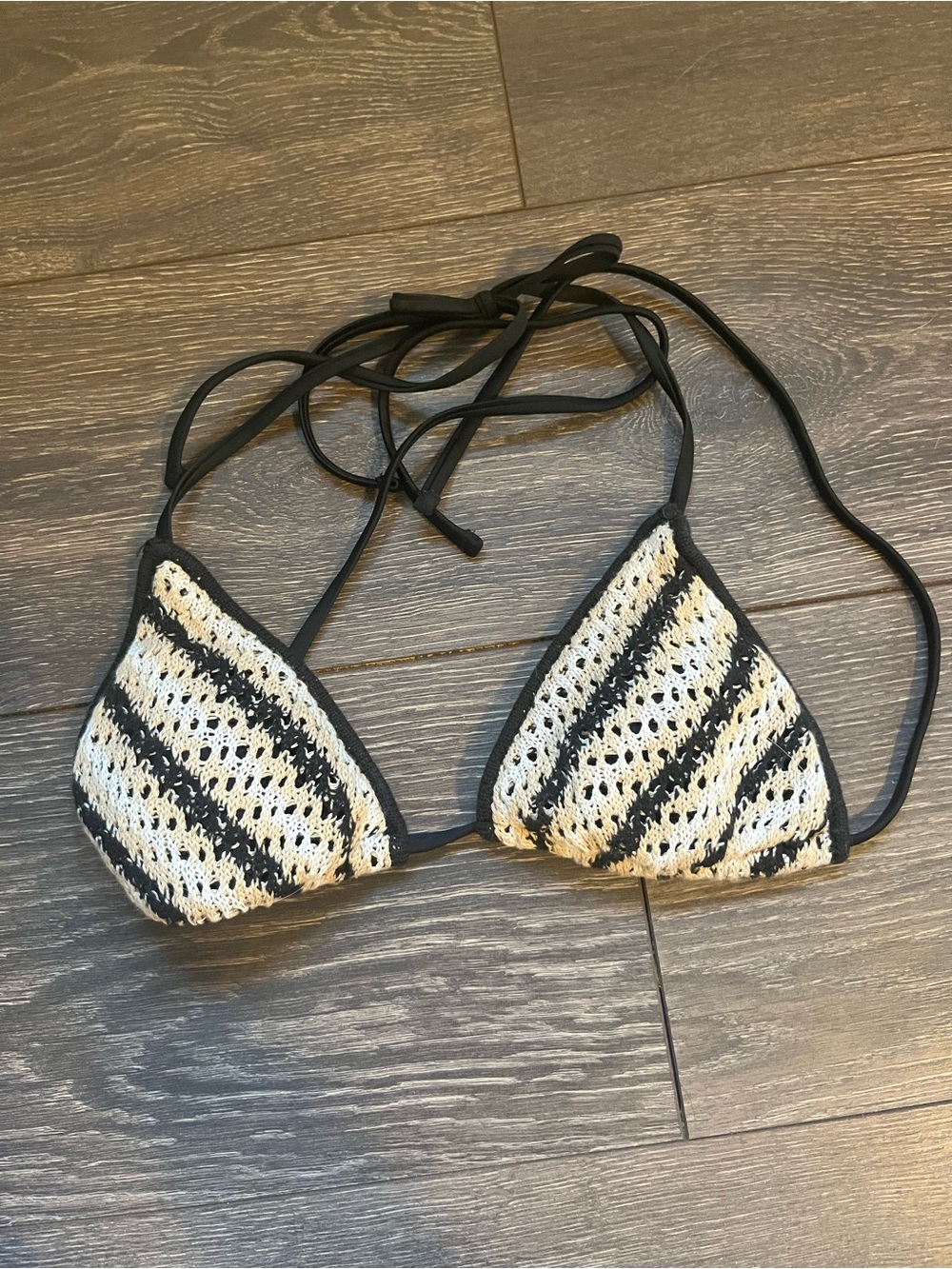 Shade & Shore Black and Cream Crochet Triangle Bikini Top